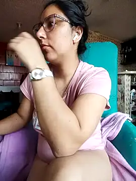 Snapshot of Im_Alma_ chatting on June 2026 02:33:01 PM Im Alma online show from June 2026 02:33:01 PM