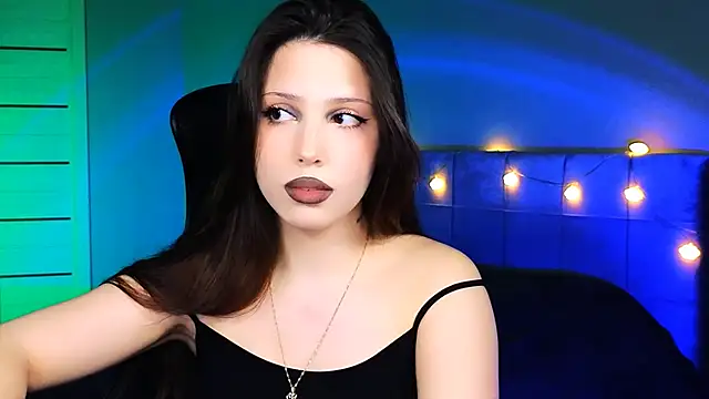 Stacy Gonzales  online show from February 2025 03:26:01 PM