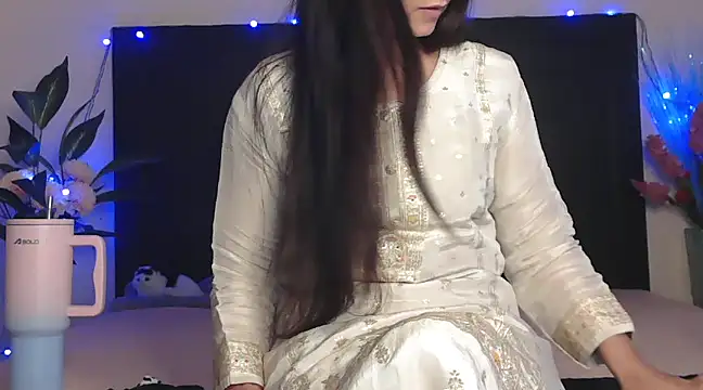 WildRuhi20 online show from February 2025 06:15:02 AM