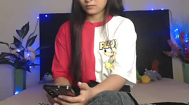 WildRuhi20 online show from March 2025 05:52:02 AM