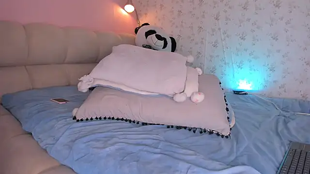 kitty miaa online show from February 2025 03:31:02 AM