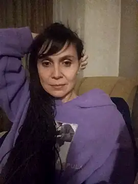 Francenia lolis online show from January 2025 04:59:01 PM