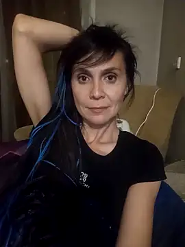 Francenia lolis online show from October 2025 07:45:01 PM