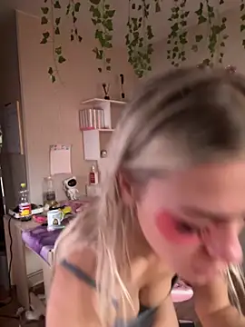 -Sexy Barbie- online show from September 2025 03:17:02 AM