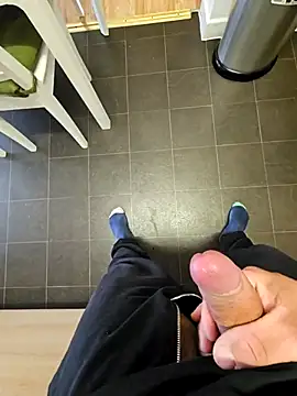 Snapshot of eric69_69 chatting on September 2025 02:30:02 PM eric69 69 online show from September 2025 02:30:02 PM