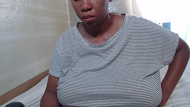 FlavoredNia online show from February 2025 05:10:01 AM