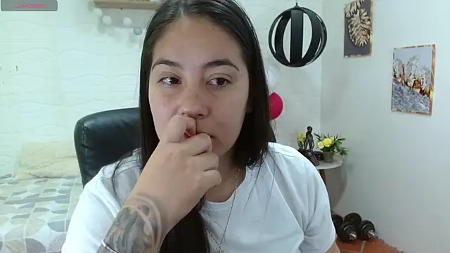 lizzaxs online show from February 2025 01:50:02 PM