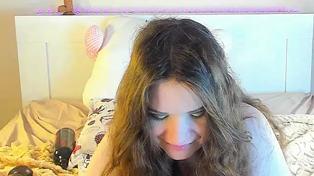 kuraii1  online show from January 2025 10:06:01 PM