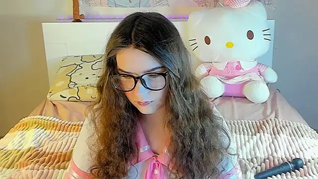 kuraii1  online show from February 2025 02:47:02 AM