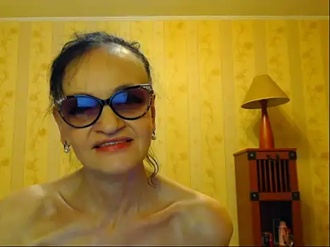 Snapshot of Valentina3859 chatting on February 2025 12:05:02 PM Valentina3859 online show from February 2025 12:05:02 PM