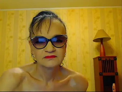 Snapshot of Valentina3859 chatting on February 2025 09:44:01 AM Valentina3859 online show from February 2025 09:44:01 AM