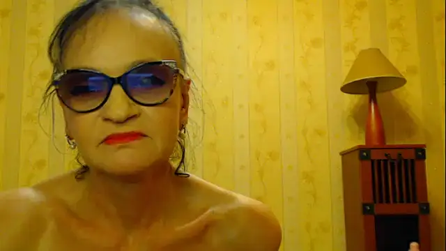 Snapshot of Valentina3859 chatting on February 2025 06:57:02 PM Valentina3859 online show from February 2025 06:57:02 PM