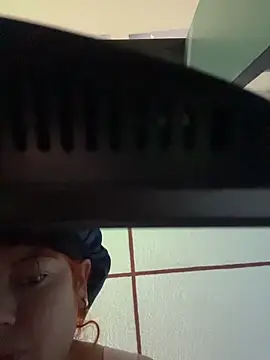 Snapshot of dulce_celeste15 chatting on November 2025 11:53:02 AM dulce celeste15 online show from November 2025 11:53:02 AM