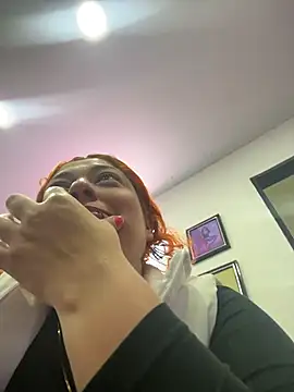 Snapshot of dulce_celeste15 chatting on December 2025 07:32:01 PM dulce celeste15 online show from December 2025 07:32:01 PM