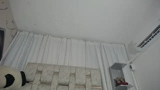 KOURTNEY-- online show from September 2025 01:51:02 AM