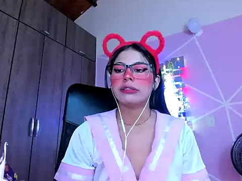  ALLYSON18  online show from January 2025 02:30:02 PM