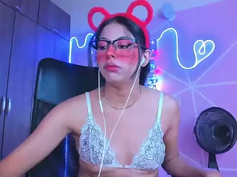  ALLYSON18  online show from February 2025 02:24:01 PM