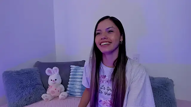 Brisa blue online show from November 2025 04:38:02 PM