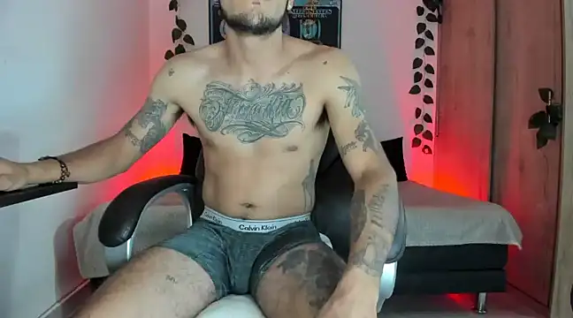 mikee scooth online show from March 2025 06:26:02 AM