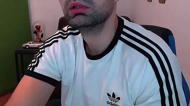 Leo 1617 online show from December 2024 07:03:01 PM