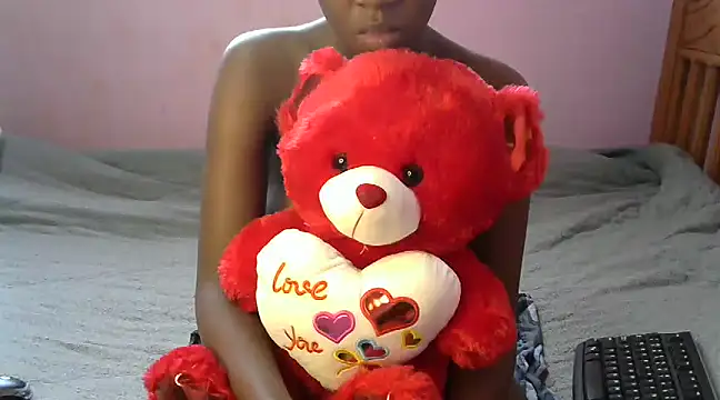 Caryyyl online show from March 2025 01:12:01 PM