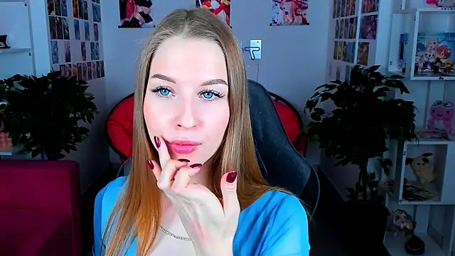 CuteMousee online show from December 2024 02:42:01 PM