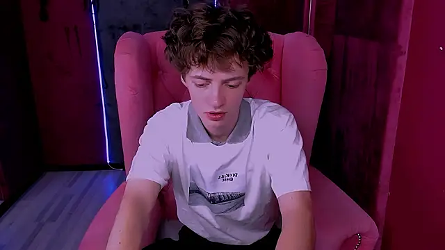 LukeSweet online show from February 2026 11:47:02 AM