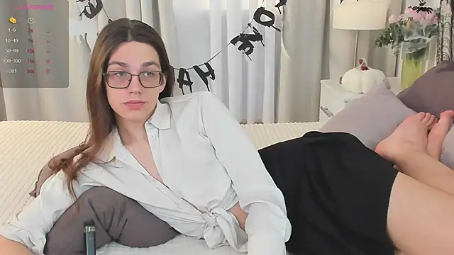 Alfreda Mills online show from October 2025 11:56:02 AM