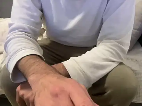 4small4inchlol online show from March 2026 08:36:01 PM