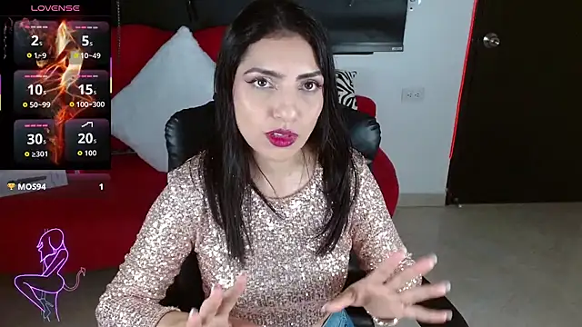 Carolaine69  online show from November 2025 02:27:02 PM