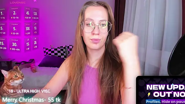 Snapshot of ms_allison_w chatting on December 2024 09:51:01 PM ms allison w online show from December 2024 09:51:01 PM