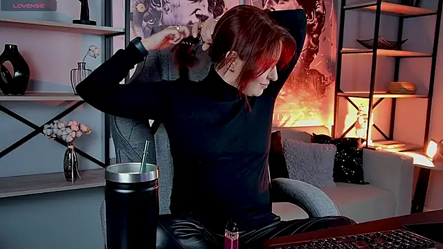 Lana  May online show from September 2025 12:10:02 PM