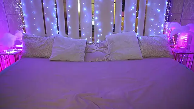 Snapshot of Daisy_Delight chatting on February 2025 12:21:02 AM Daisy Delight online show from February 2025 12:21:02 AM