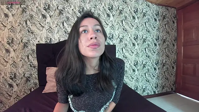 EmiGomez  online show from March 2025 08:11:01 PM