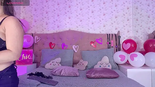 AvrillThomas online show from February 2025 03:54:02 PM