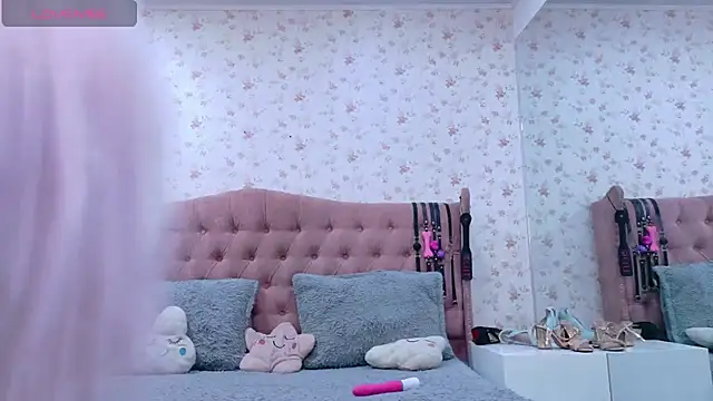 AvrillThomas online show from March 2025 03:14:02 PM