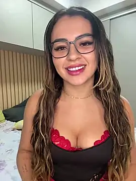 Snapshot of carol_amorim chatting on January 2025 08:27:01 PM carol amorim online show from January 2025 08:27:01 PM