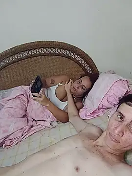 Milfvalesk online show from December 2024 01:15:02 AM