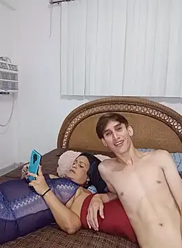 Milfvalesk online show from October 2025 08:53:02 PM