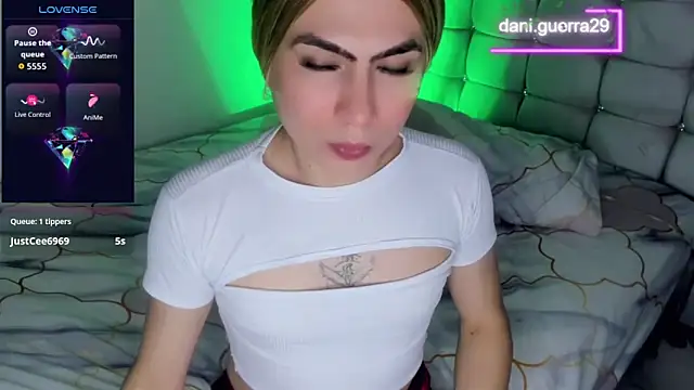 saskya online show from October 2025 08:18:01 PM