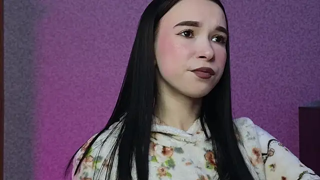 Snapshot of LilithStrangfor chatting on April 2026 11:00:02 PM LilithStrangfor online show from April 2026 11:00:02 PM