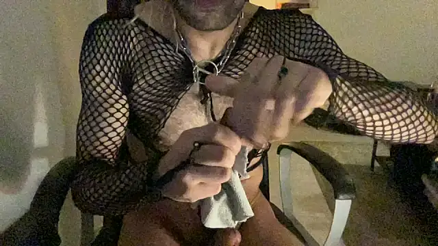 P4RtYBOII92 online show from December 2025 03:56:02 AM