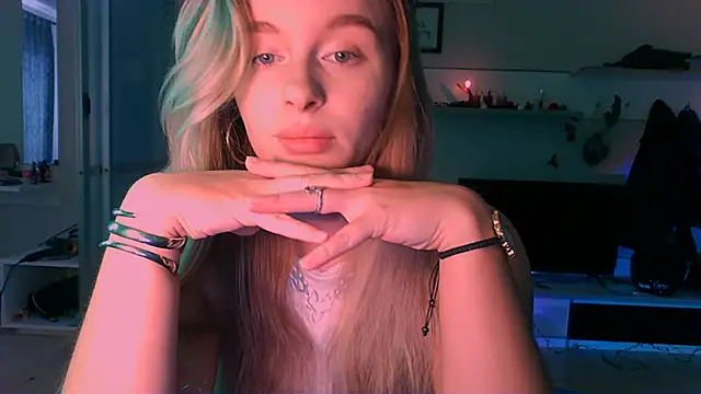 Eva Jaya online show from September 2025 10:04:02 AM