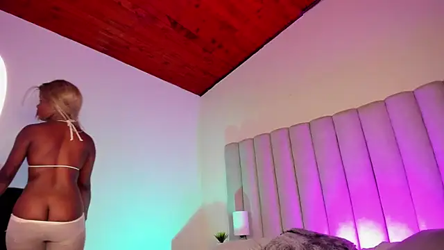 Snapshot of briannajackson_ chatting on March 2025 03:12:02 PM briannajackson online show from March 2025 03:12:02 PM