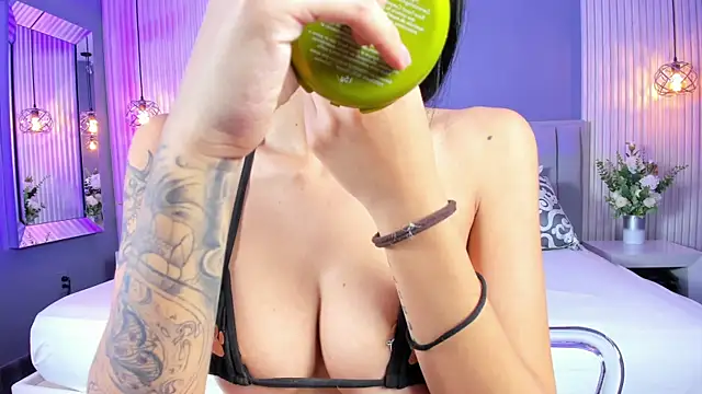 CaitlynCouper online show from October 2025 10:54:02 PM