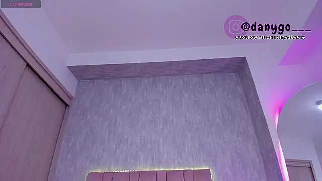 ZarianaEvanz online show from March 2025 09:37:01 PM