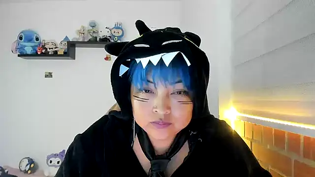 Shaddycute  online show from November 2025 01:49:01 AM