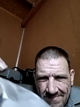 Snapshot of gettinit2wice chatting on February 2025 05:25:02 PM gettinit2wice online show from February 2025 05:25:02 PM