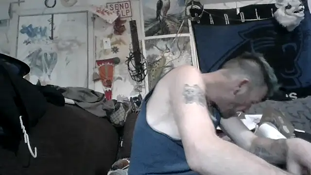 Snapshot of gettinit2wice chatting on October 2025 08:15:02 AM gettinit2wice online show from October 2025 08:15:02 AM