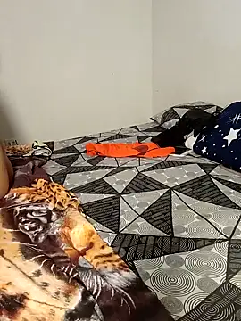 LEIRIS Y FRED 01 online show from January 2025 03:45:01 AM